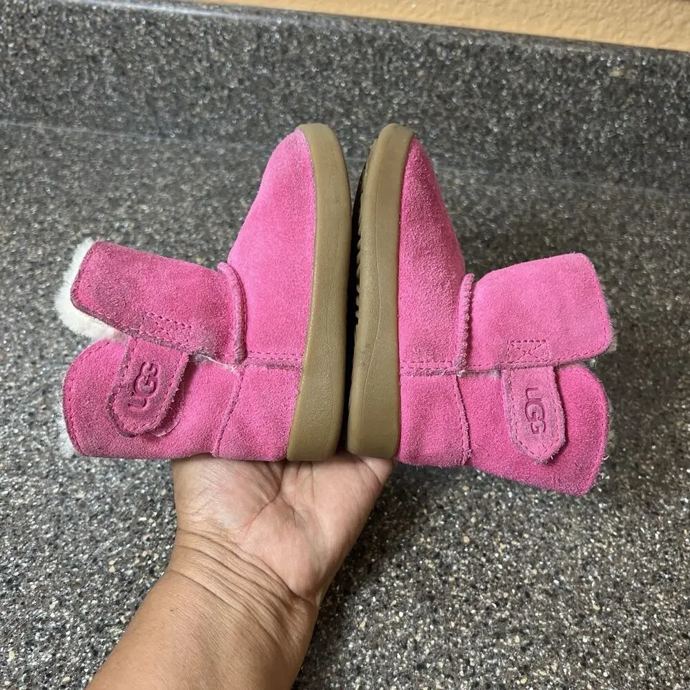 Ugg Little Kids Girls Infant 4/5 Classic Pink Suede Mid Top Winter Boots Snap On